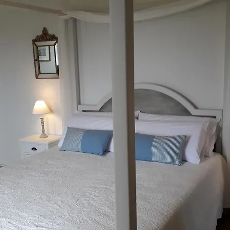 Cum Grano Salis B&B 카스텔로 델레 포르메