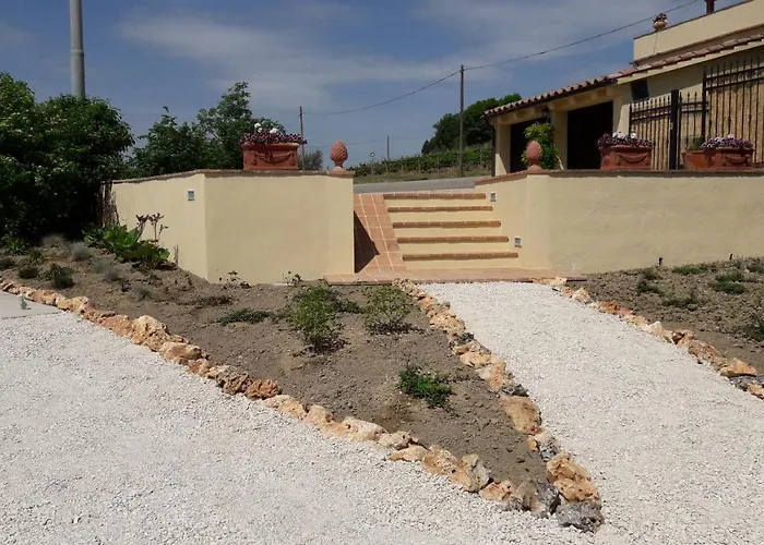 Cum Grano Salis Bed & Breakfast *